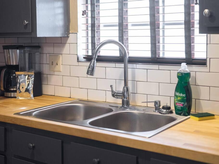 Stonegate Lodge Bear'S Den Kitchen, Pool, Firepit, Wifi ,Smart Tvs Юрека Спрингс Екстериор снимка