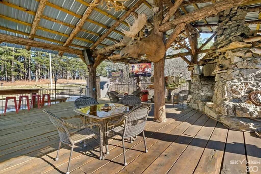 Stonegate Lodge Bear'S Den Kitchen, Pool, Firepit, Wifi ,Smart Tvs Юрека Спрингс Екстериор снимка